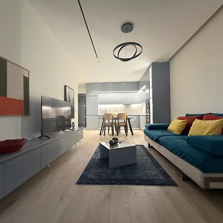 Luxury Skyline -tirana Center Appartement *